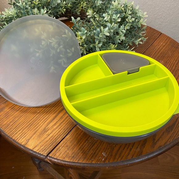 Pampered Chef Kitchen Pampered Chef Salad Cutting Prepping Storage